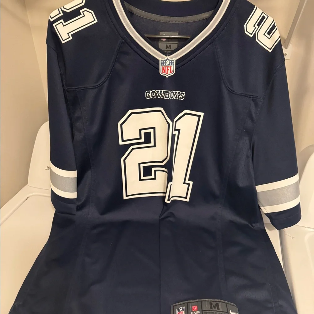 NFL Ezekiel Elliot Cowboys Jersey Number 21 - Picture 1 of 2